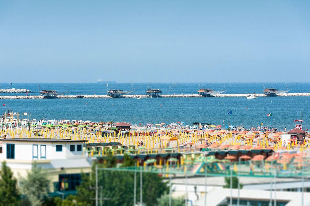 Hotel Mediterraneo 4*