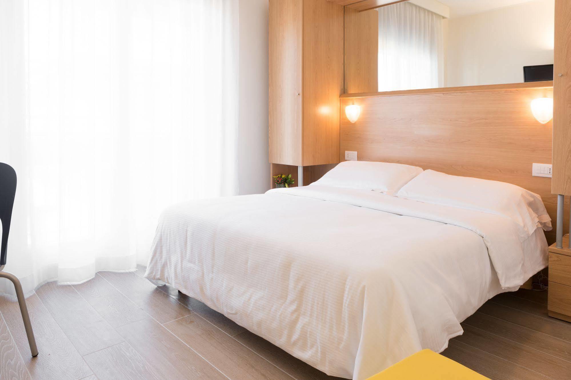 Hotel Mediterraneo
